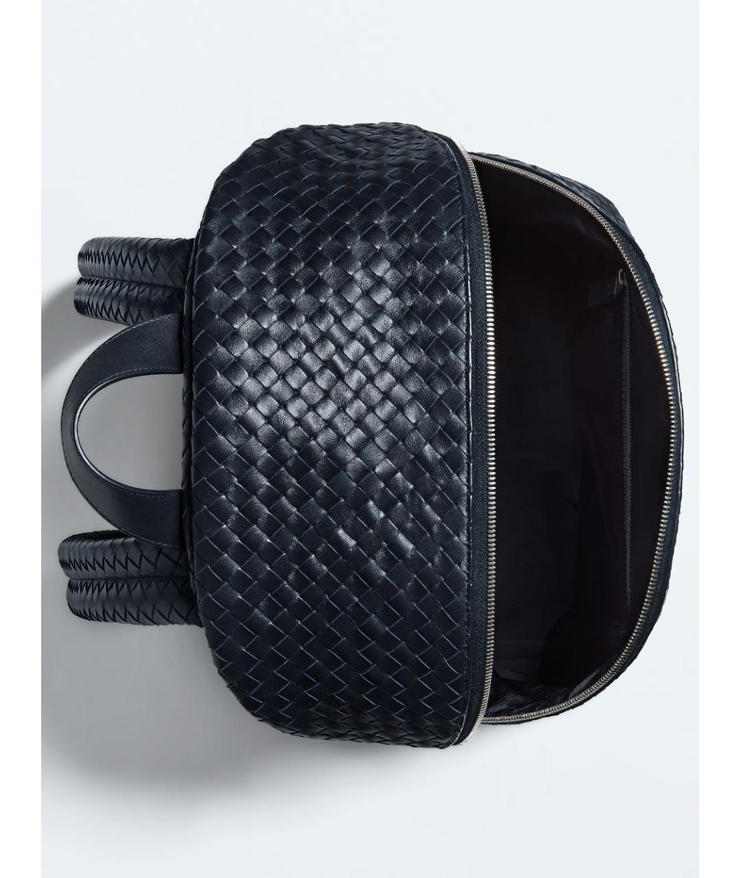 BOTTEGA VENETA Темно-синий кожаный рюкзак, фото 4