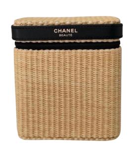 CHANEL Косметичка