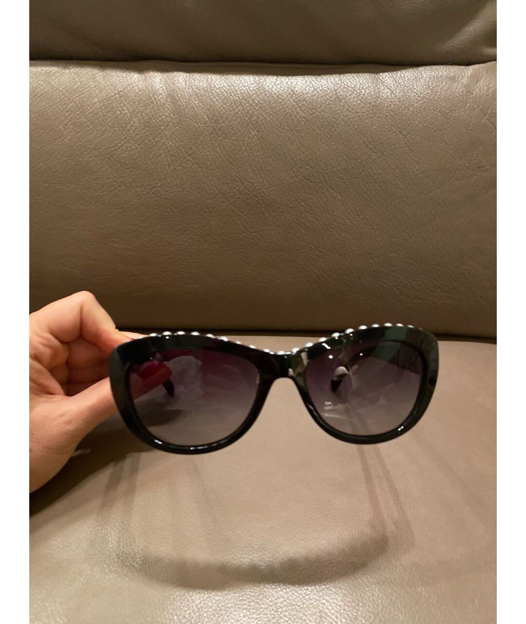CHANEL Черные пластиковые солнцезащитные очки, фото 2