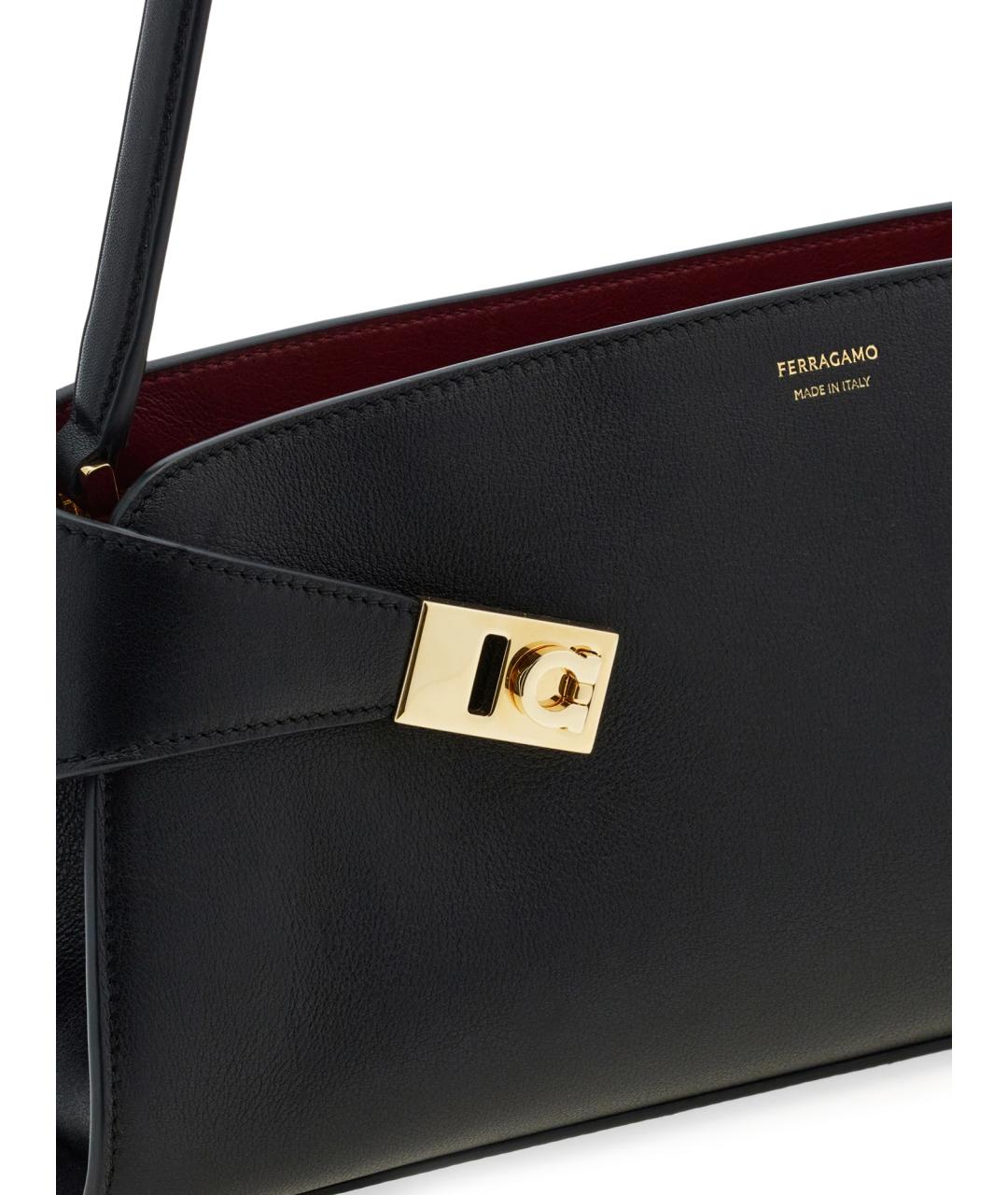 FERRAGAMO Черная кожаная сумка через плечо, фото 5