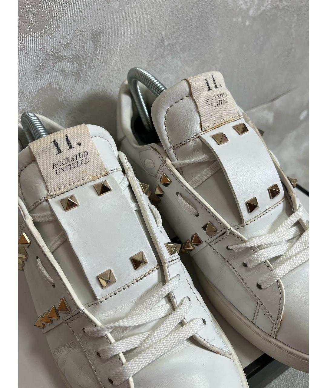 VALENTINO Белые кожаные низкие кроссовки / кеды, фото 2