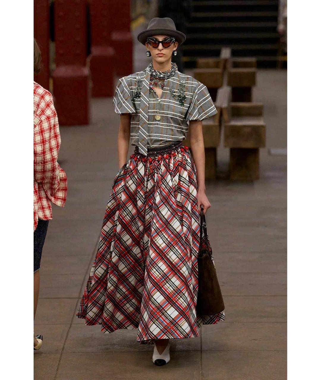 CHANEL Черные пластиковые солнцезащитные очки, фото 7