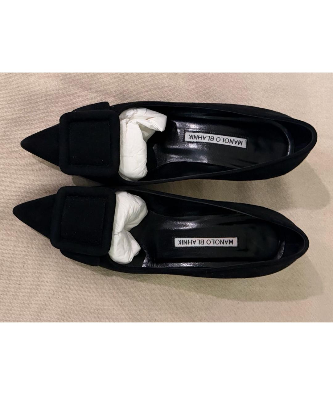 MANOLO BLAHNIK Черные замшевые лодочки на низком каблуке, фото 6
