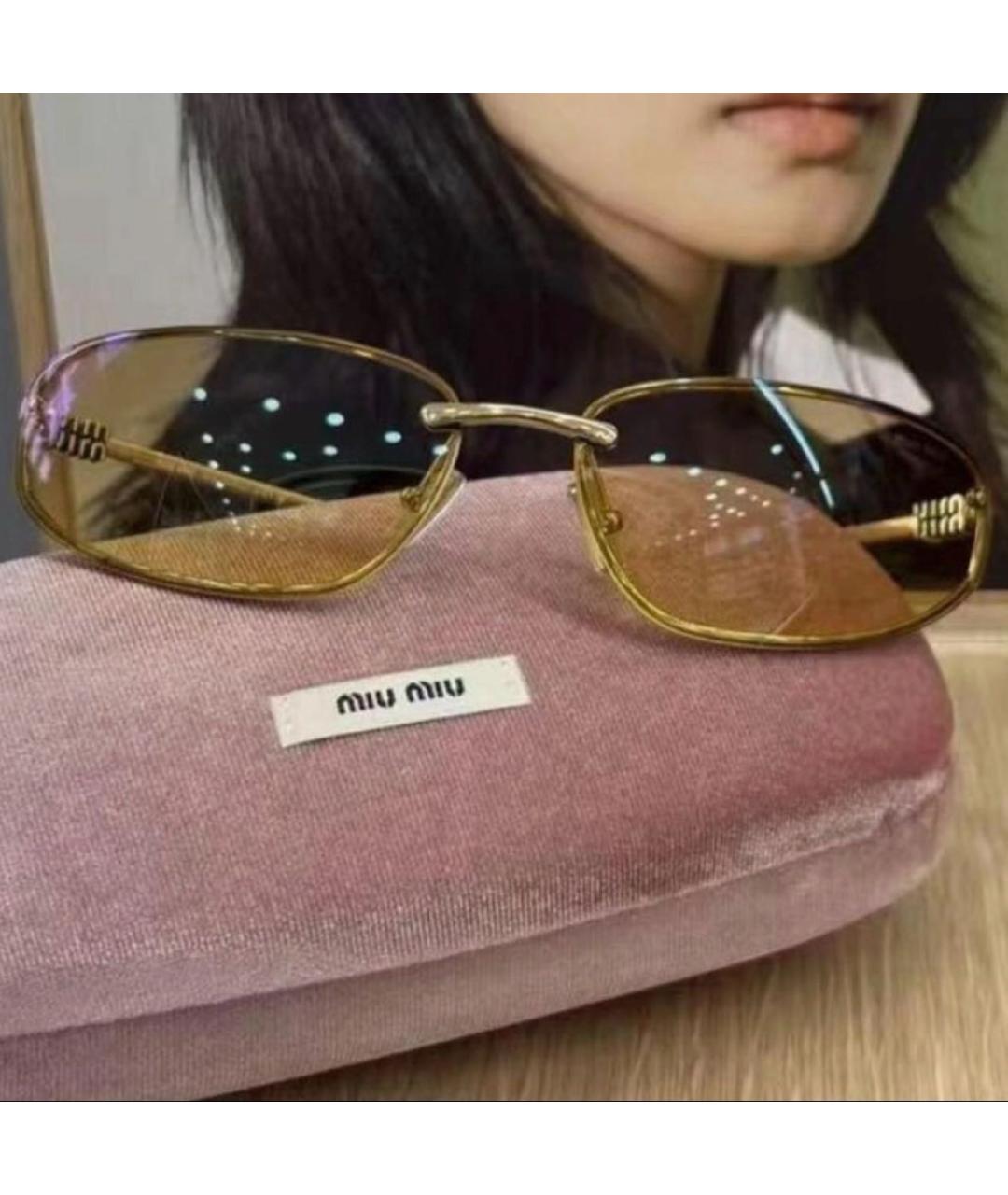 MIU MIU Золотые металлические солнцезащитные очки, фото 5