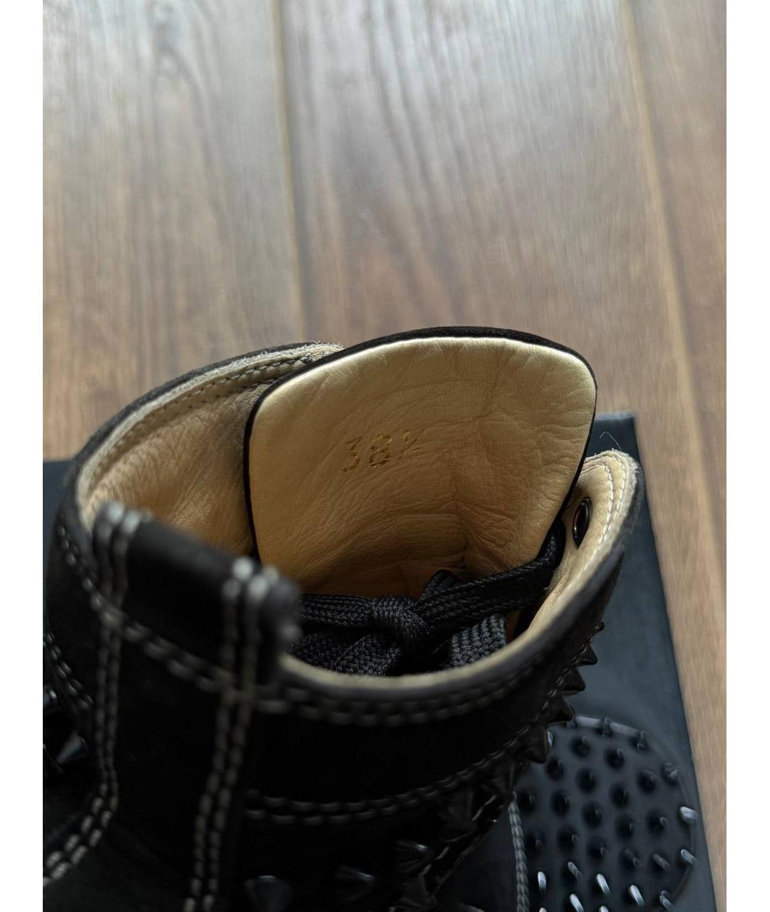 CHRISTIAN LOUBOUTIN Черные замшевые кеды, фото 3