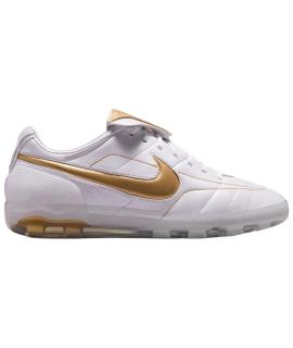 NIKE Кроссовки