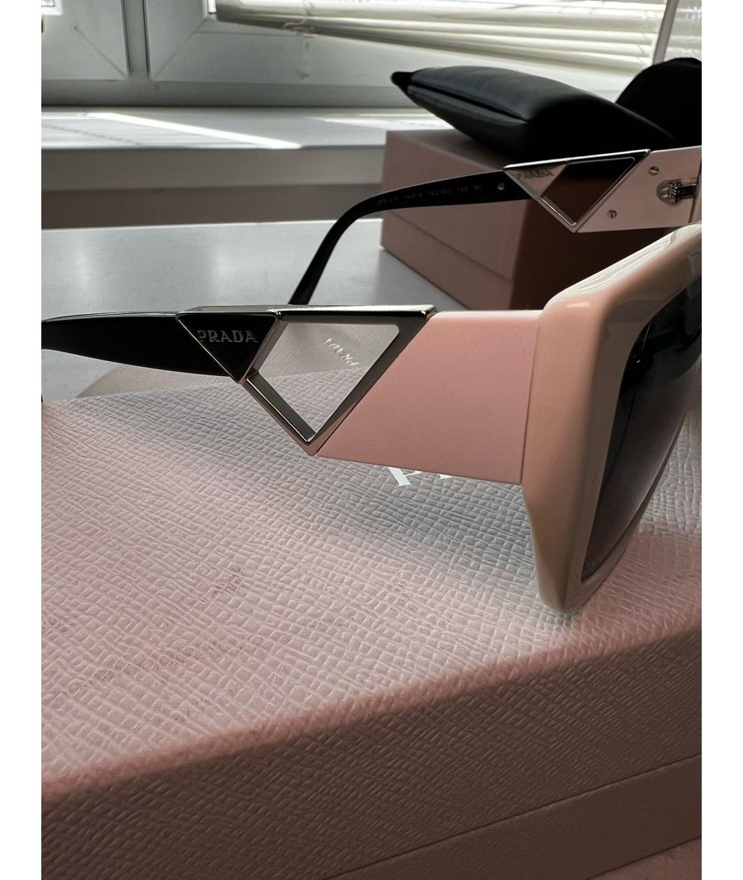 PRADA Белые пластиковые солнцезащитные очки, фото 3