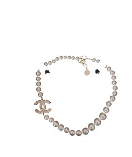 CHANEL Колье