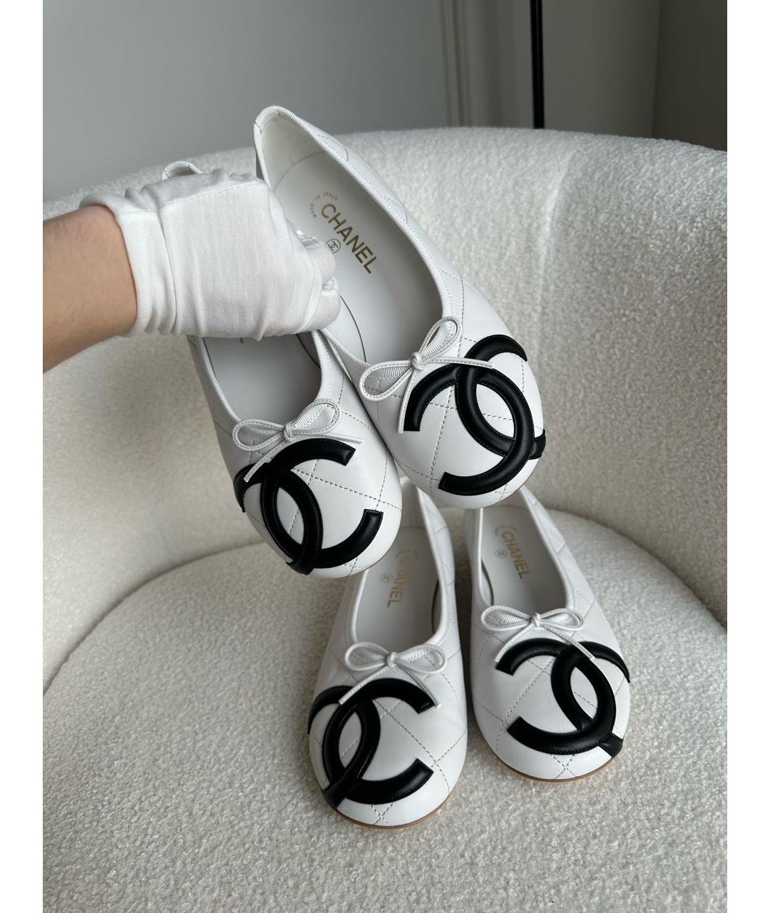 CHANEL Белые кожаные балетки, фото 4