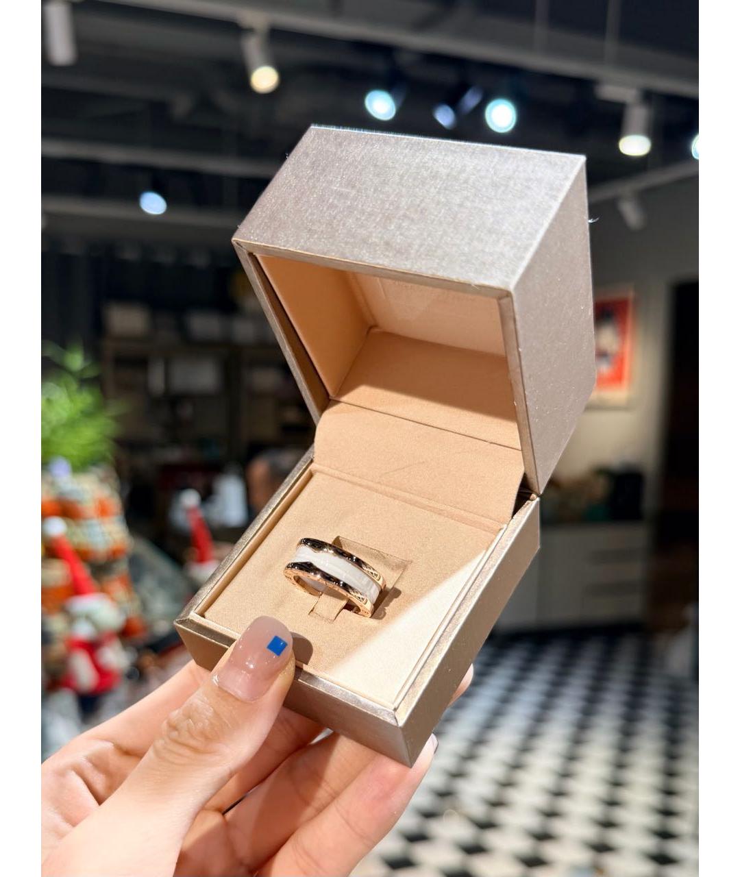 BVLGARI Белое кольцо из розового золота, фото 3