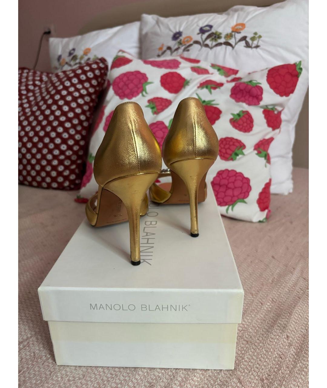 MANOLO BLAHNIK Золотые кожаные босоножки, фото 3
