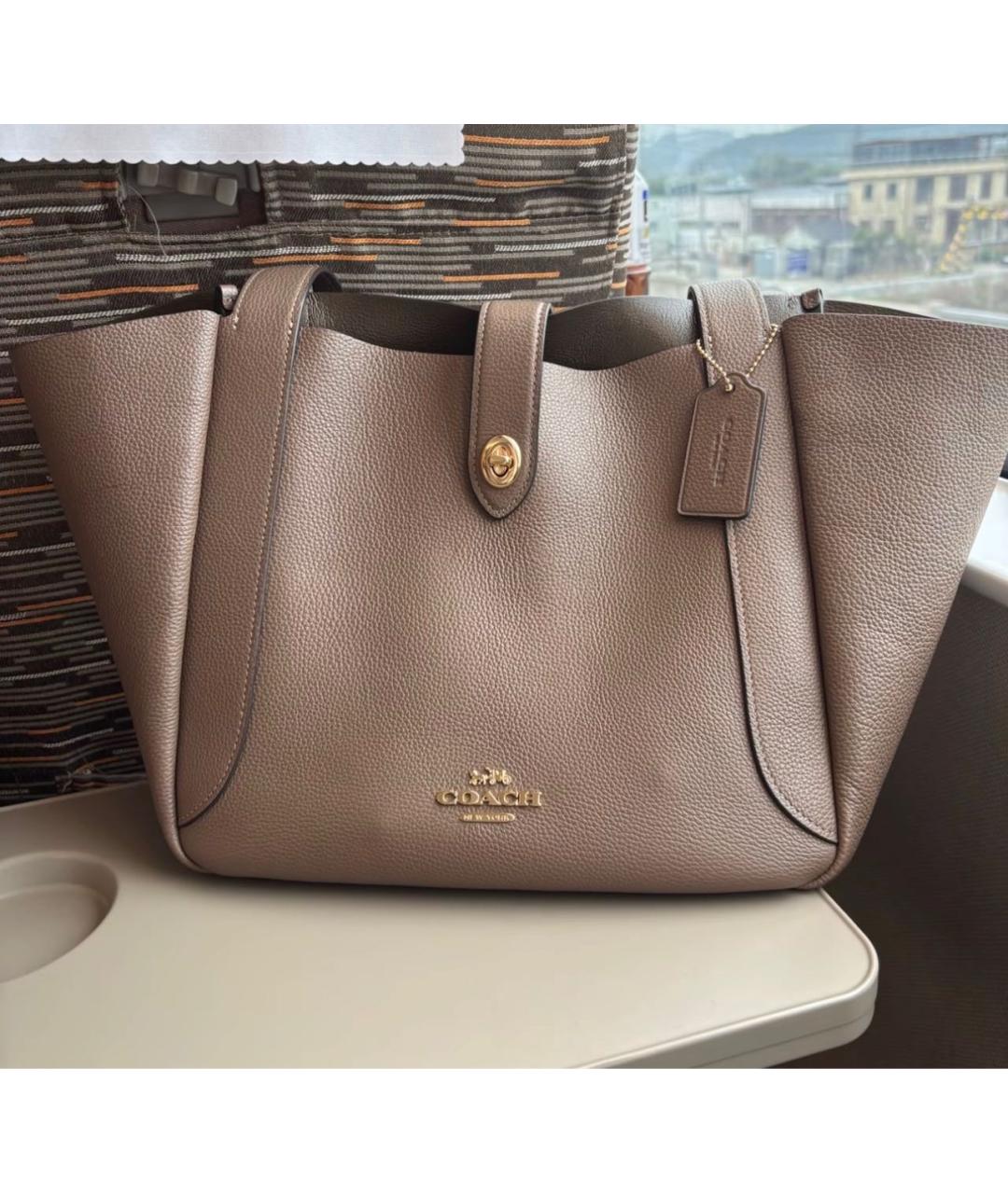 COACH Бежевая кожаная сумка тоут, фото 5