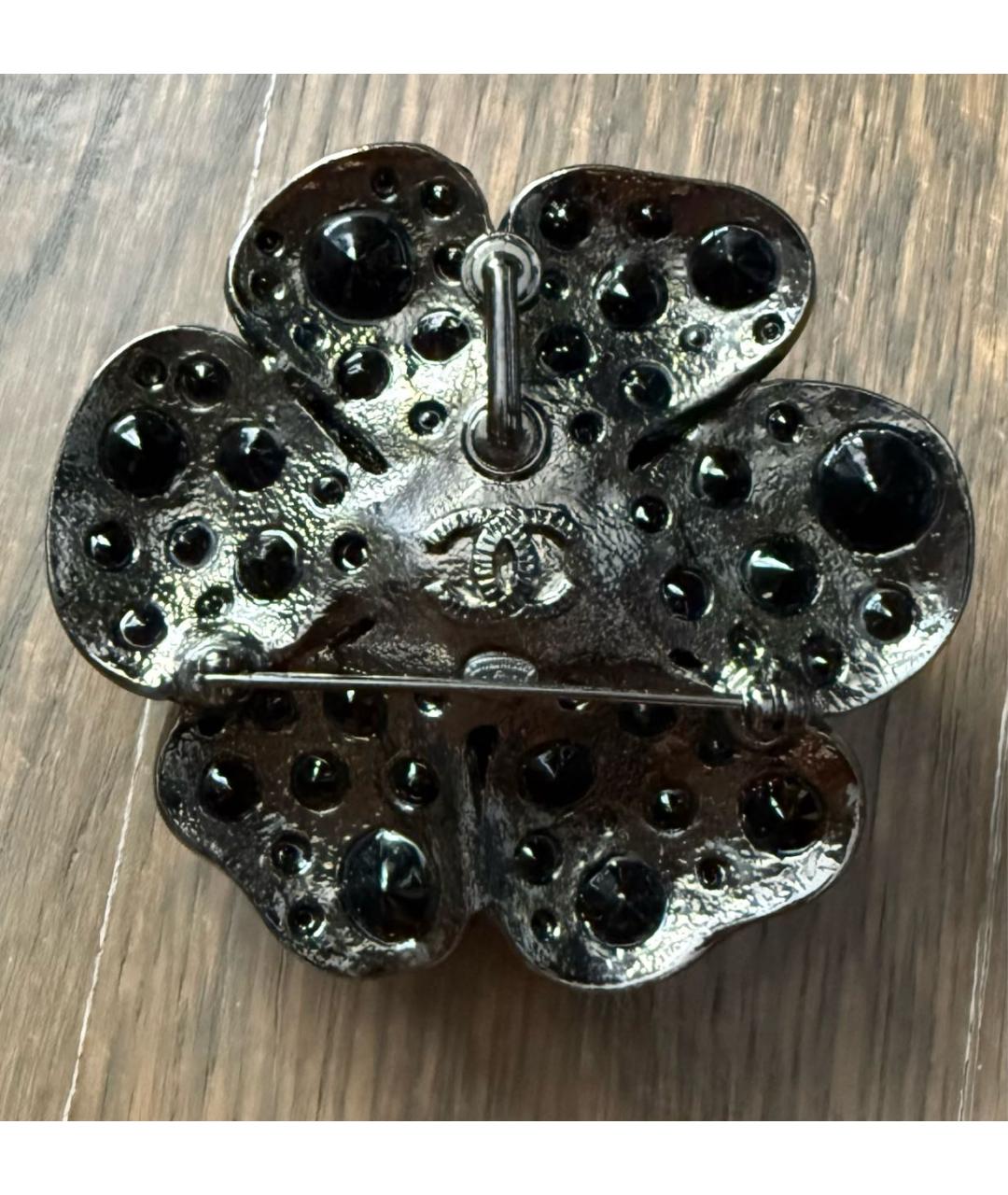 CHANEL Черная металлическая булавка / брошь, фото 4