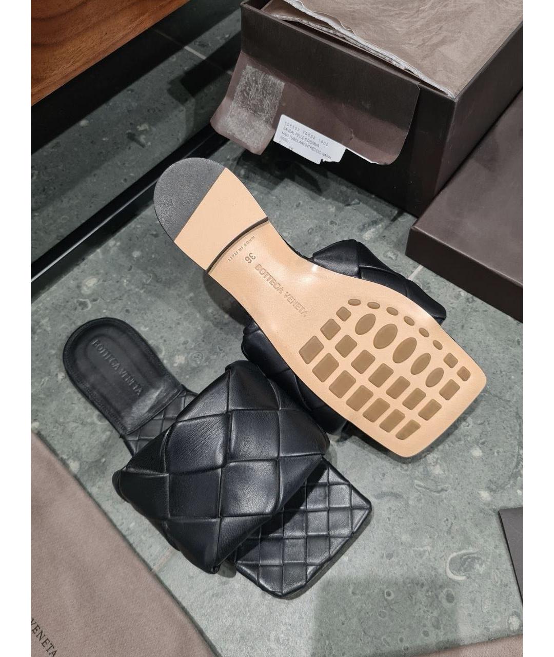 BOTTEGA VENETA Черные кожаные сандалии, фото 5