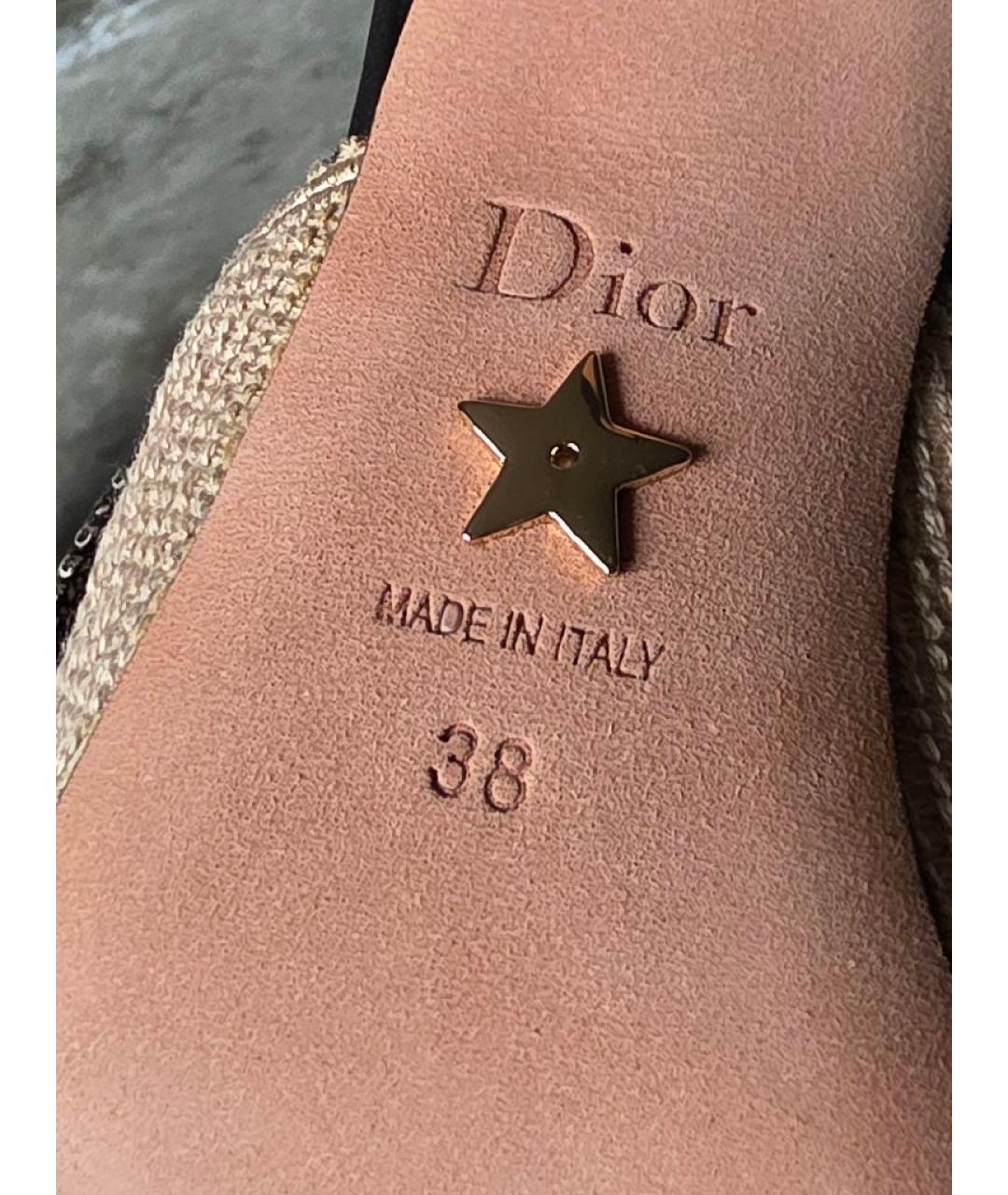 CHRISTIAN DIOR Бежевые лодочки на низком каблуке, фото 5
