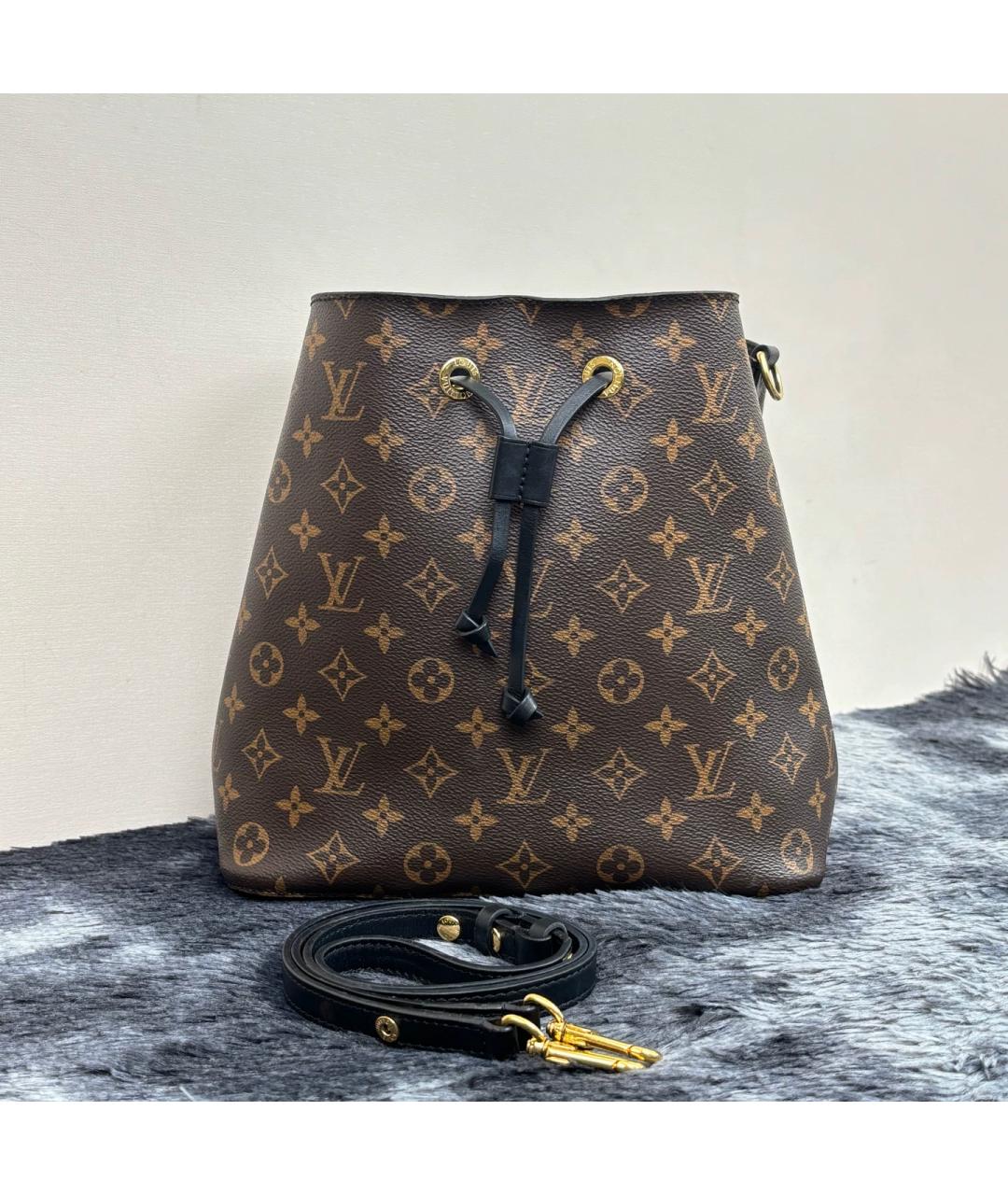 LOUIS VUITTON Коричневая сумка с короткими ручками, фото 10