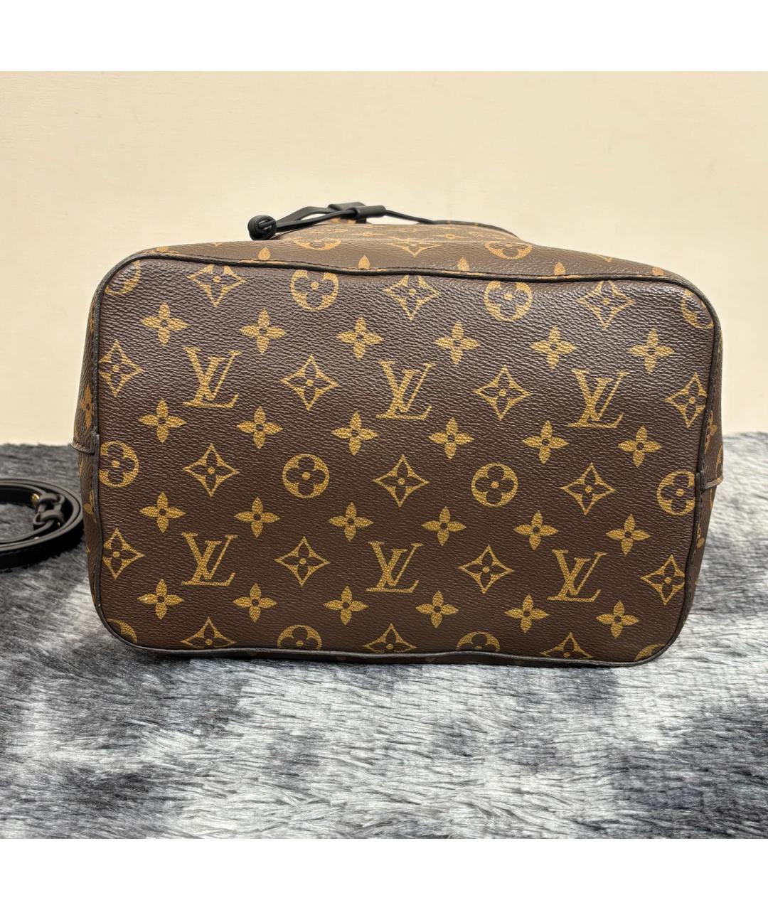 LOUIS VUITTON Коричневая сумка с короткими ручками, фото 6