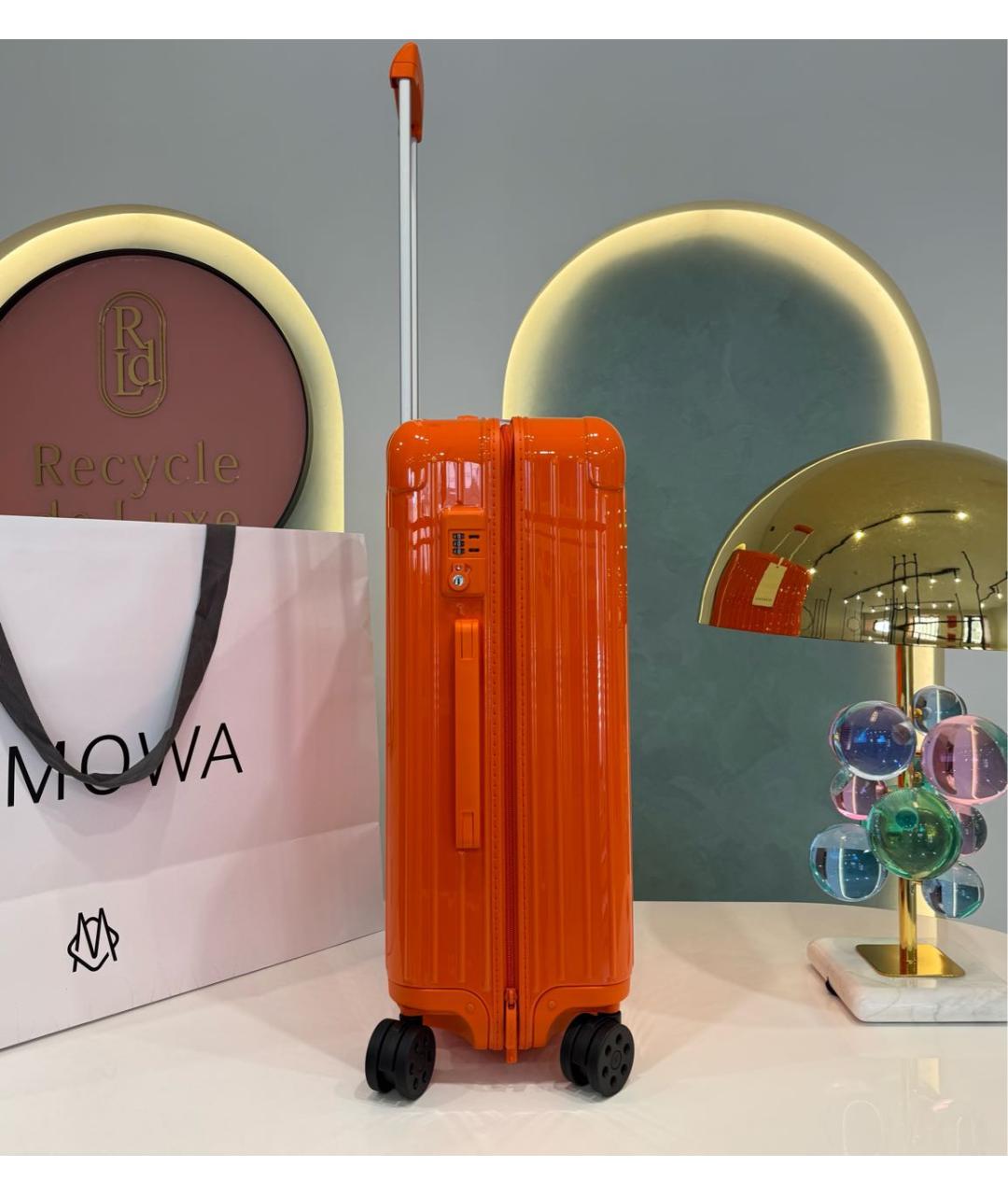 Rimowa Оранжевый чемодан, фото 4