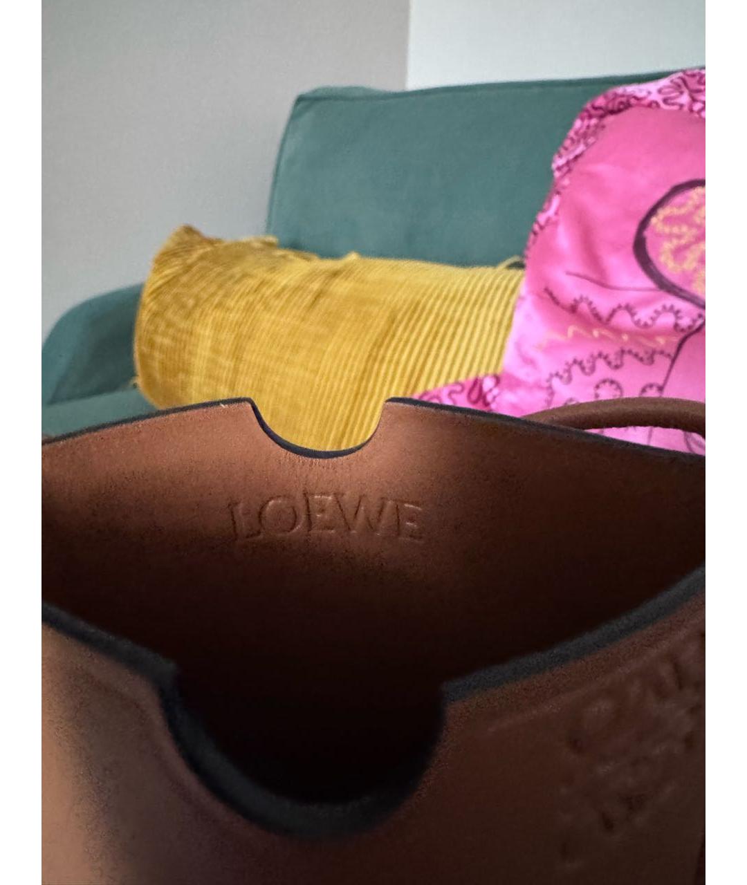 LOEWE Коричневая кожаная сумка через плечо, фото 7
