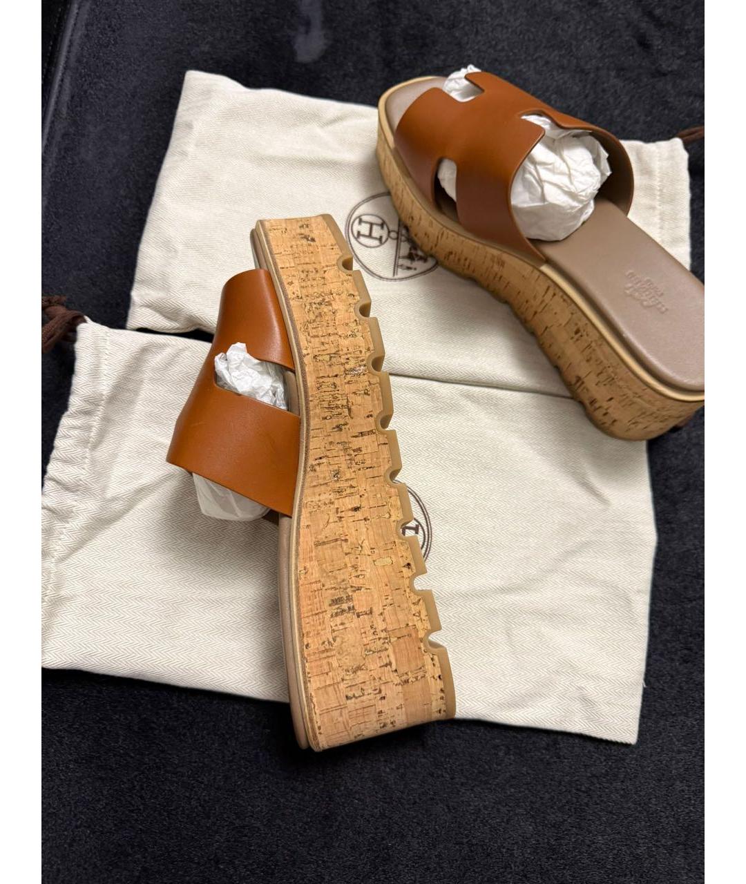 HERMES Коричневые кожаные босоножки, фото 6