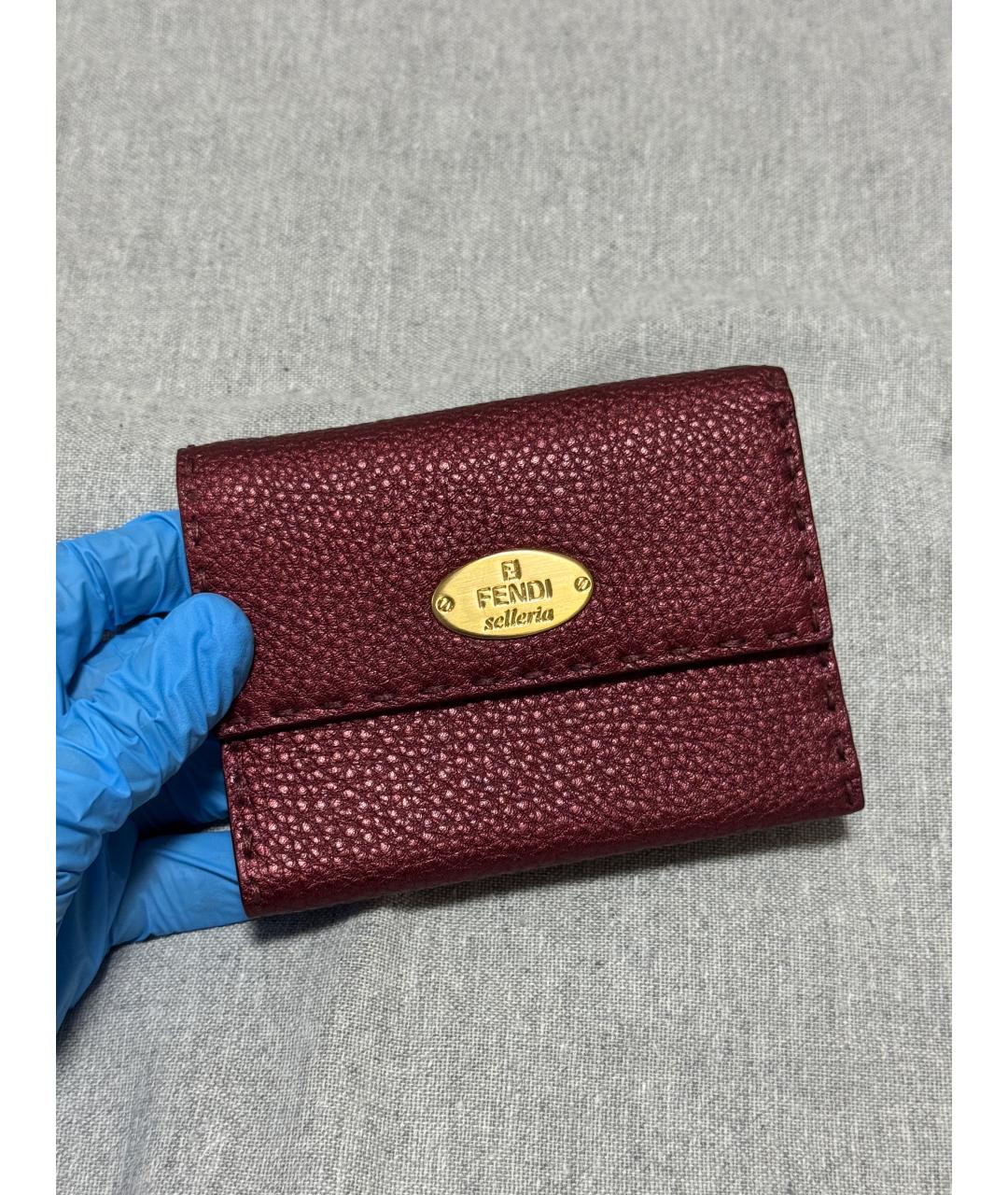FENDI Бордовый кожаный кошелек, фото 2