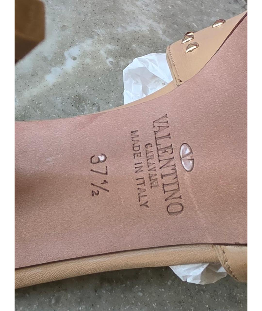 VALENTINO Бежевые кожаные босоножки, фото 6