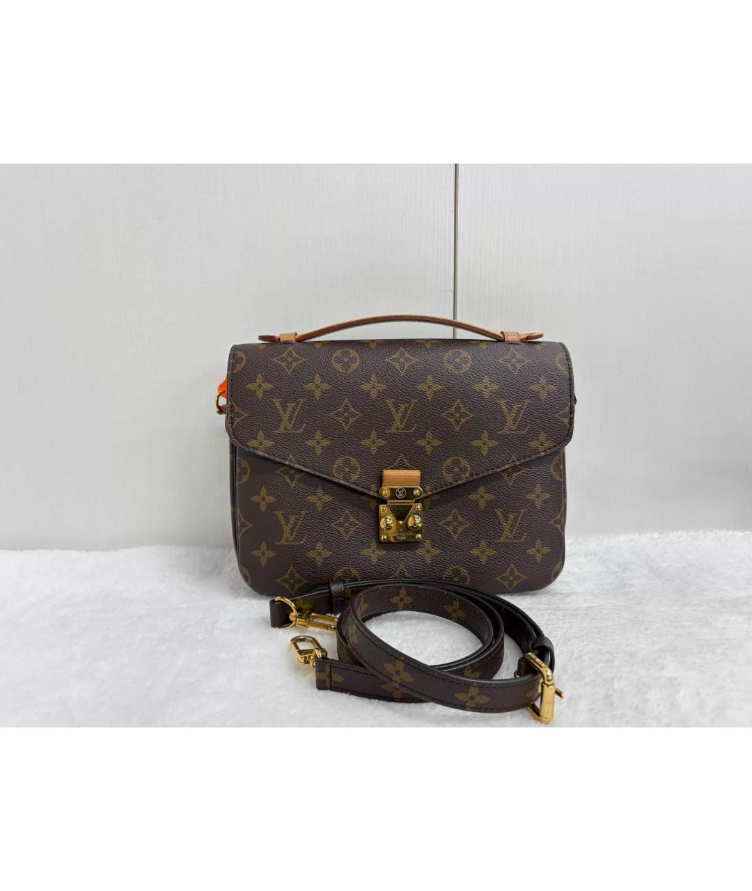 LOUIS VUITTON Коричневая сумка с короткими ручками, фото 10
