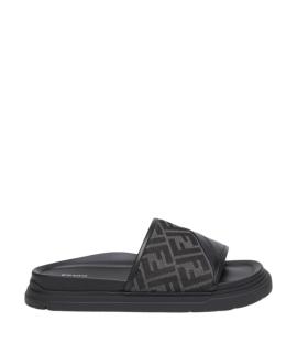 FENDI Шлепанцы