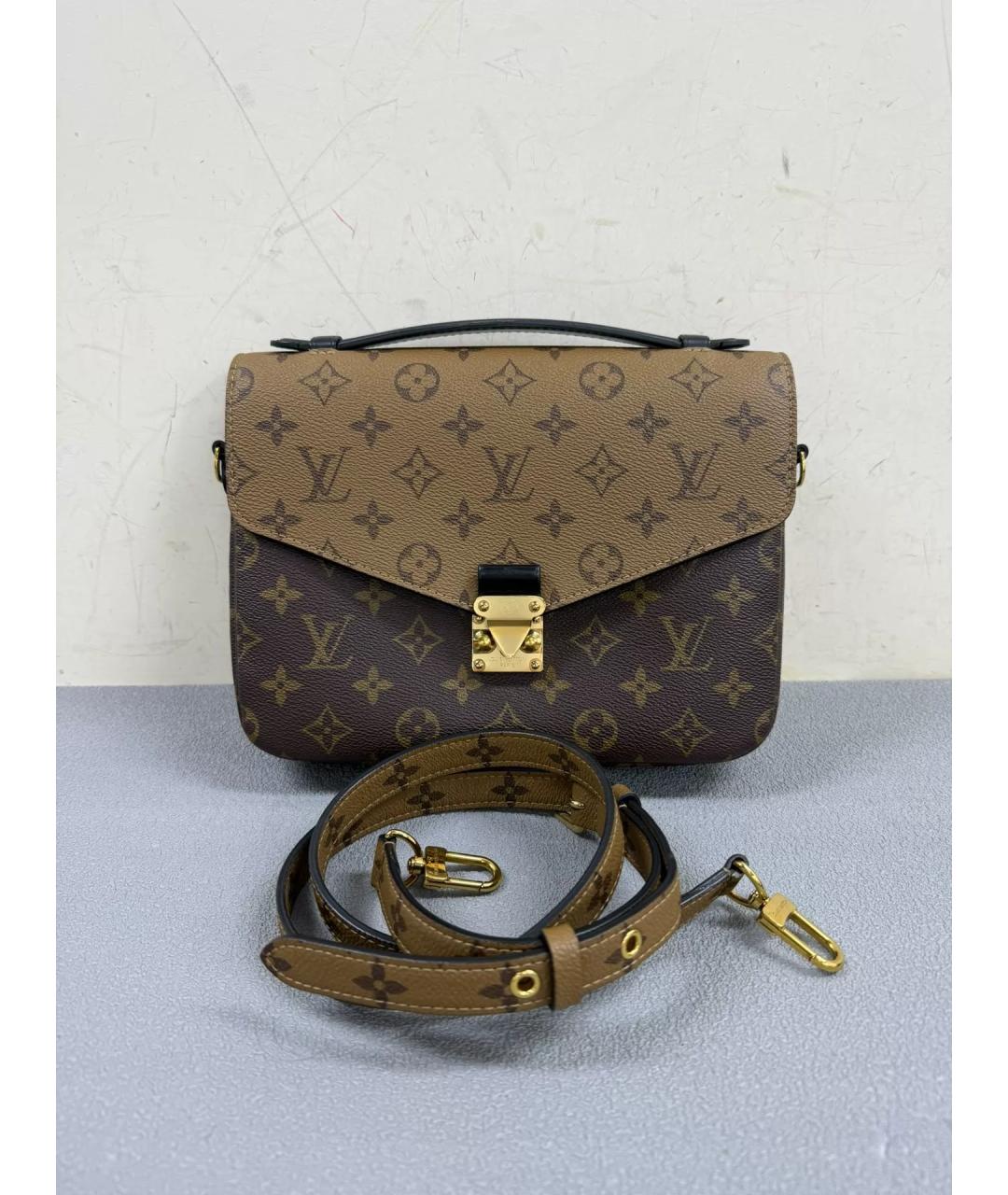 LOUIS VUITTON Коричневая сумка с короткими ручками, фото 10
