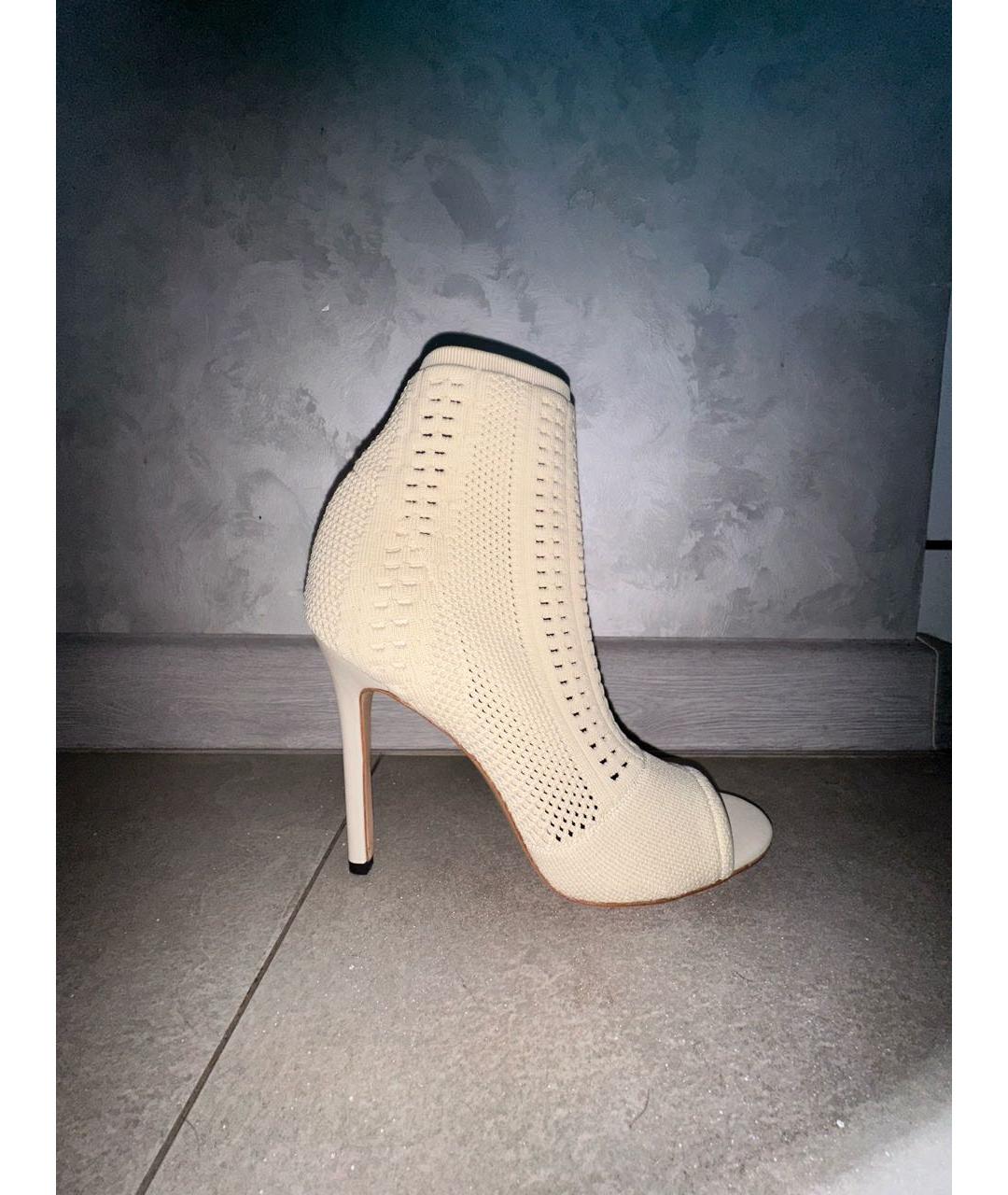 GIANVITO ROSSI Бежевые текстильные ботильоны, фото 8