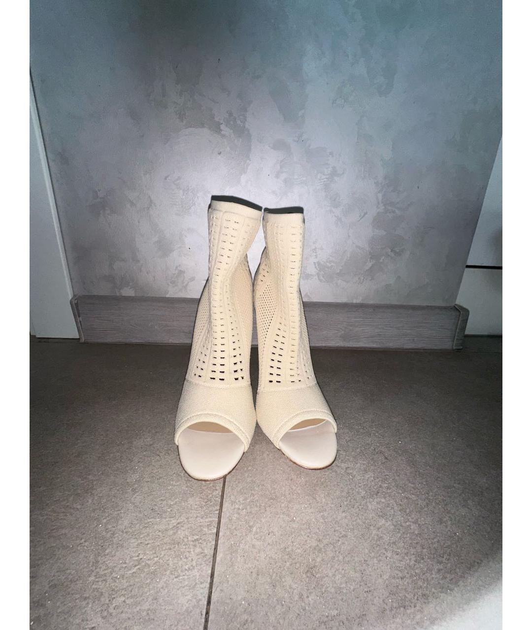 GIANVITO ROSSI Бежевые текстильные ботильоны, фото 2