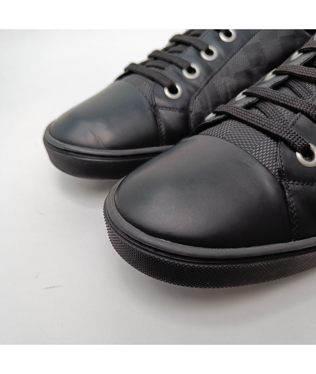 LOUIS VUITTON PRE-OWNED Черные синтетические низкие кроссовки / кеды, фото 9