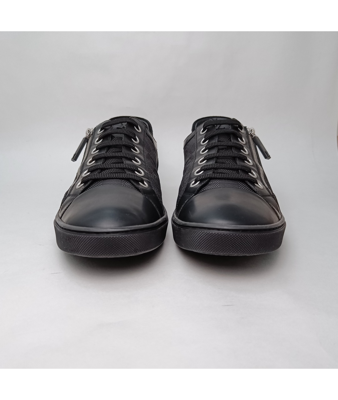 LOUIS VUITTON PRE-OWNED Черные синтетические низкие кроссовки / кеды, фото 7