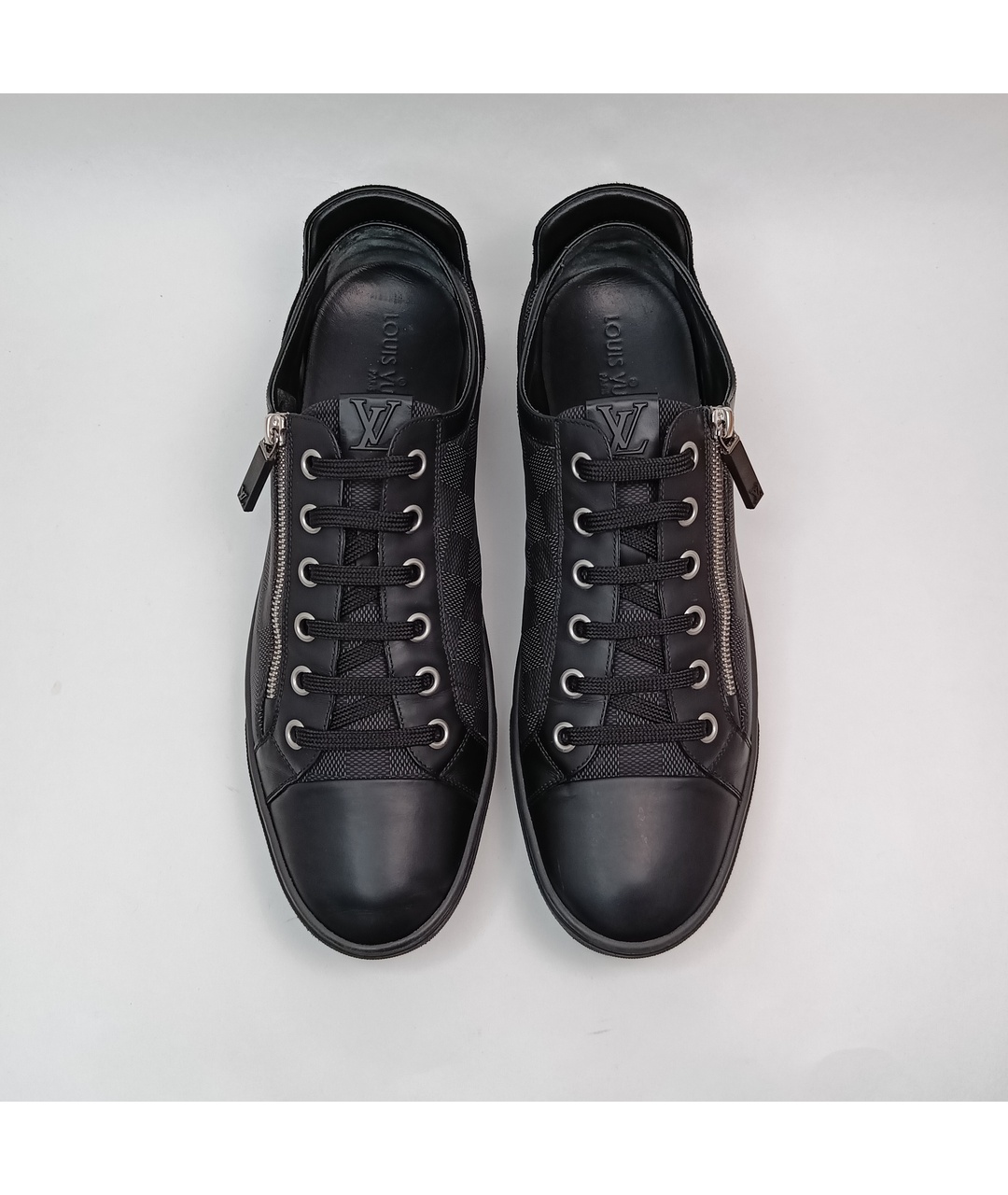 LOUIS VUITTON PRE-OWNED Черные синтетические низкие кроссовки / кеды, фото 5