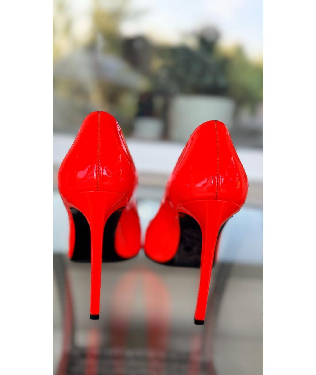 SAINT LAURENT Оранжевые туфли из лакированной кожи, фото 3
