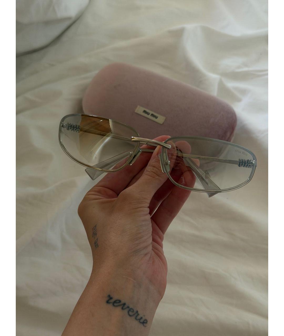MIU MIU Серебряные металлические солнцезащитные очки, фото 2