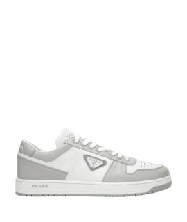 PRADA Низкие кроссовки / кеды