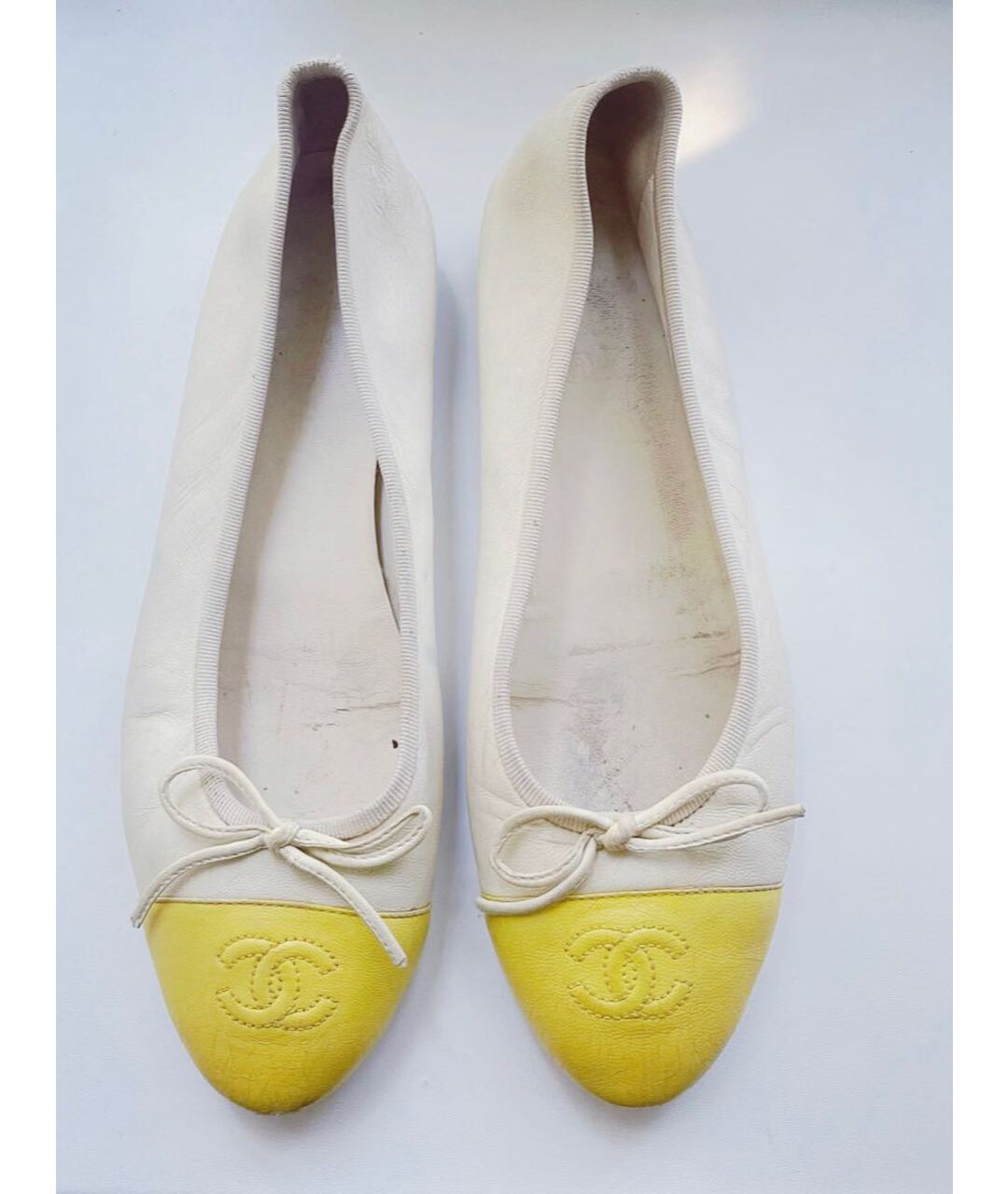 CHANEL PRE-OWNED Желтые кожаные балетки, фото 2