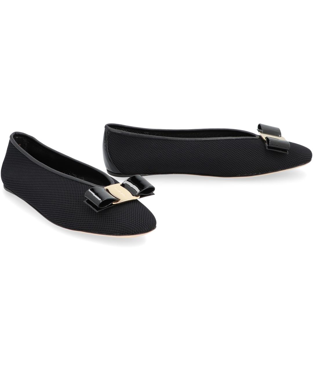 FERRAGAMO Черные кожаные балетки, фото 2