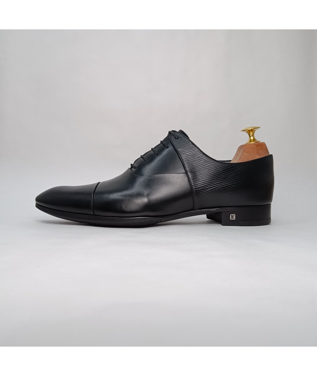 LOUIS VUITTON PRE-OWNED Черные кожаные туфли, фото 3