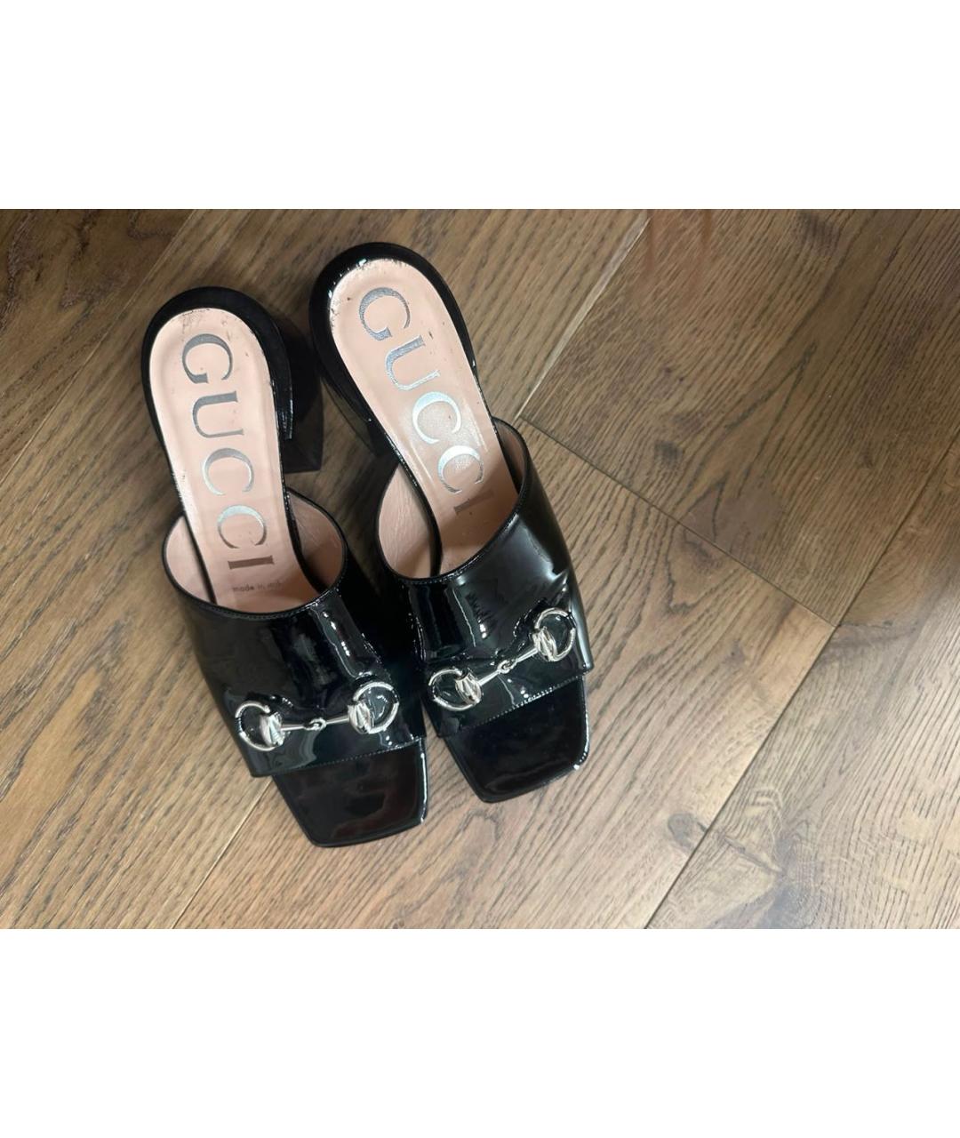 GUCCI Черные мюли из лакированной кожи, фото 3