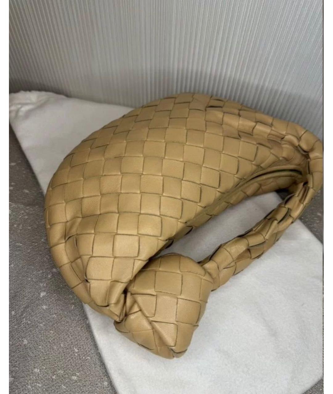 BOTTEGA VENETA Бежевая кожаная сумка с короткими ручками, фото 3