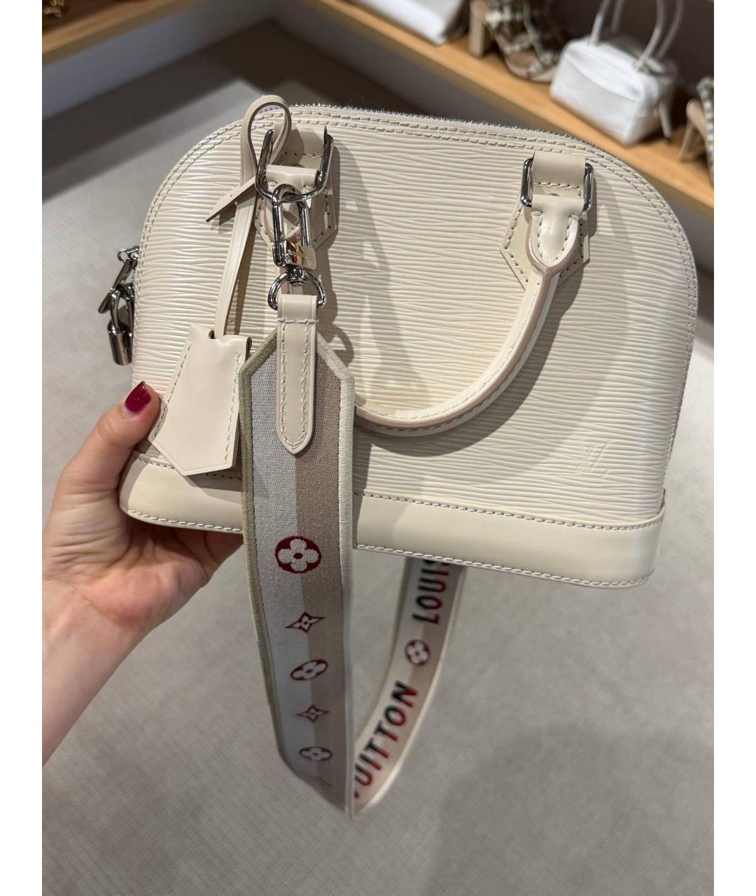 LOUIS VUITTON Белая кожаная сумка через плечо, фото 6