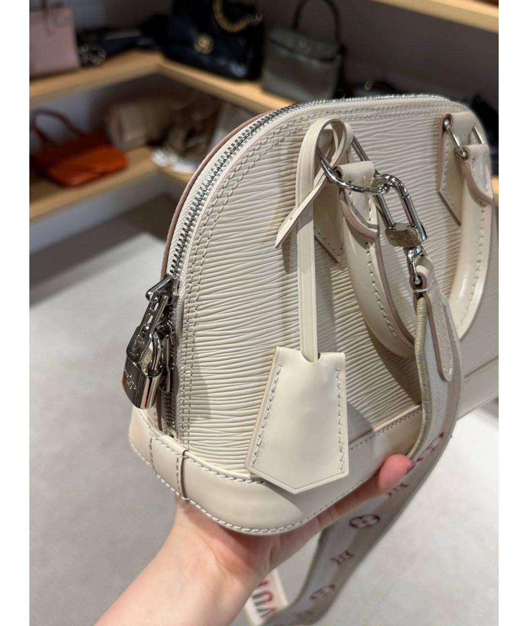 LOUIS VUITTON Белая кожаная сумка через плечо, фото 2