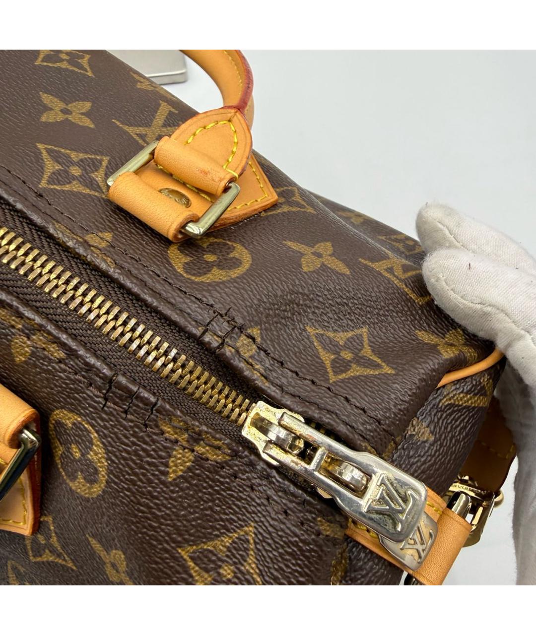 LOUIS VUITTON Кожаная сумка с короткими ручками, фото 7
