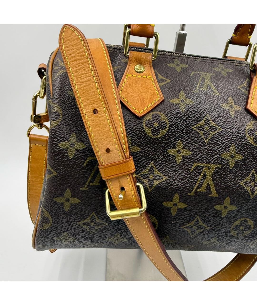 LOUIS VUITTON Кожаная сумка с короткими ручками, фото 4