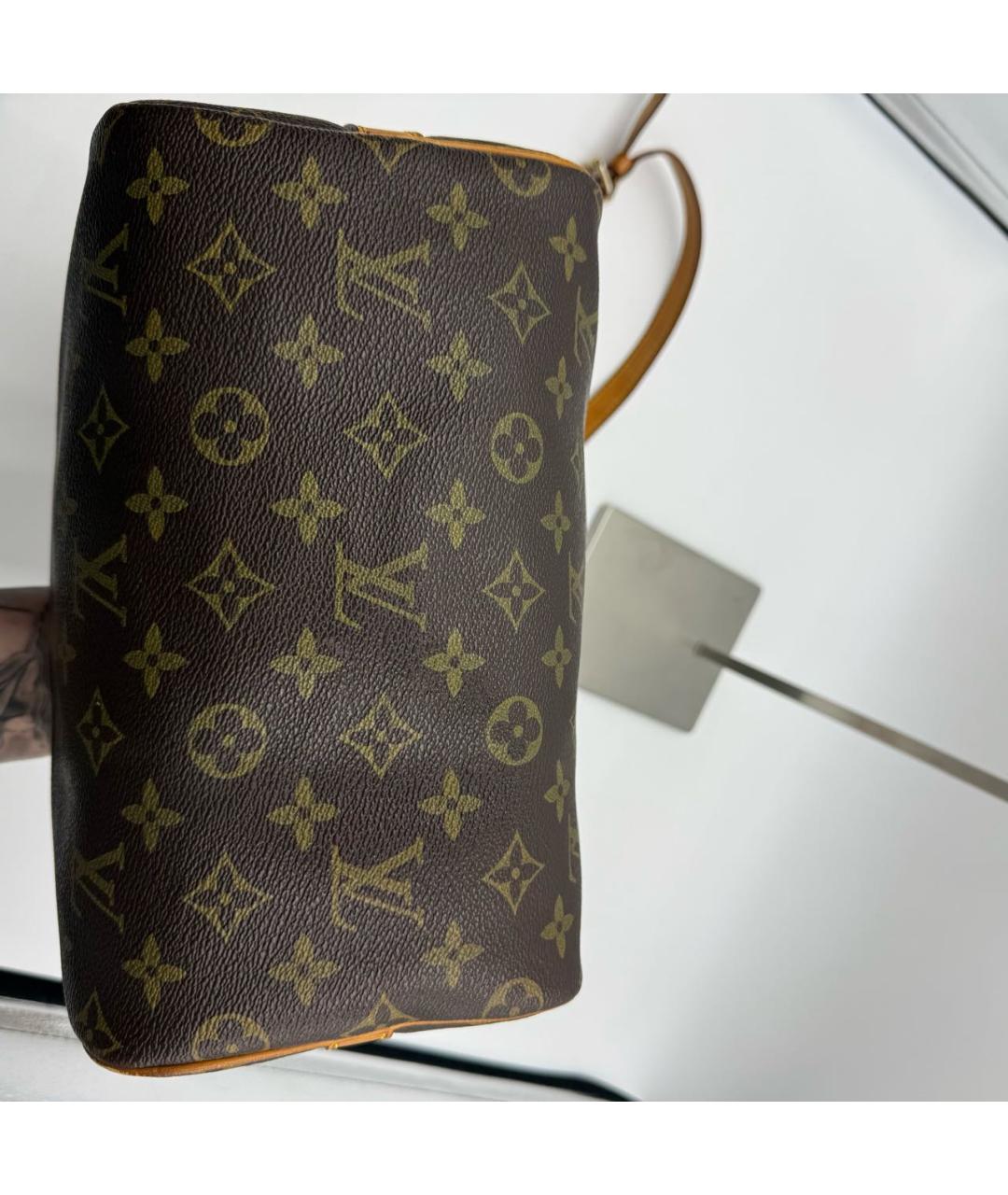 LOUIS VUITTON Кожаная сумка с короткими ручками, фото 6