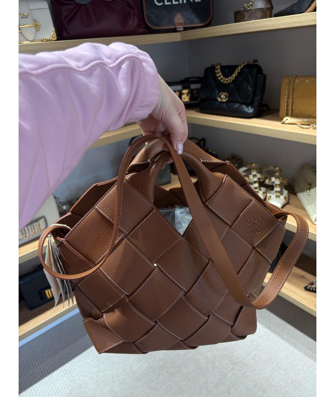 LOEWE Коричневая кожаная сумка через плечо, фото 3