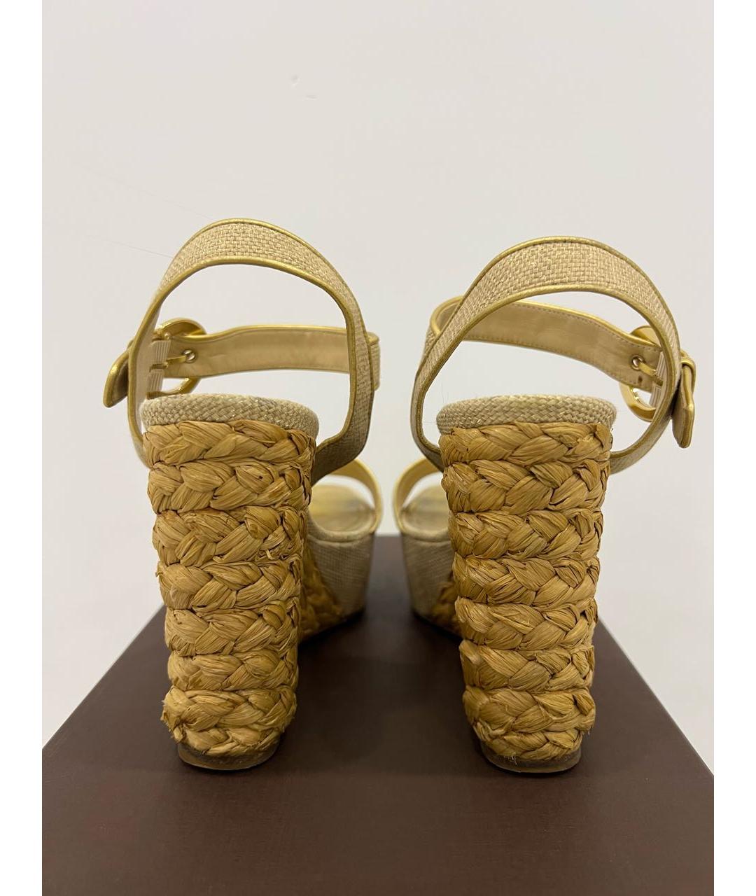 LOUIS VUITTON Золотые босоножки, фото 5