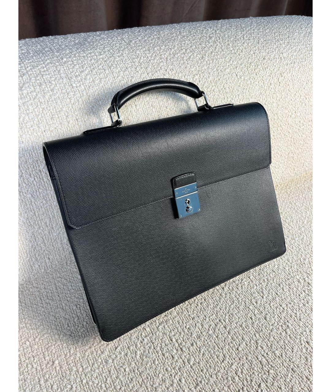 LOUIS VUITTON Антрацитовый кожаный портфель, фото 2